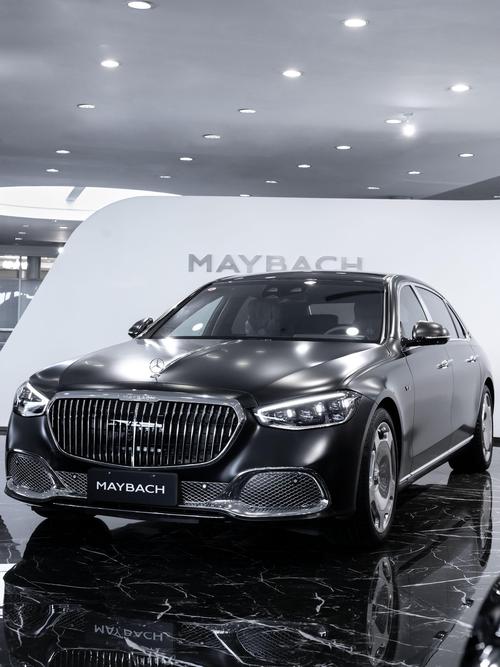 佛山106岚图汽车的售后服务让用户无忧出行，迈巴赫未来的豪华车趋势